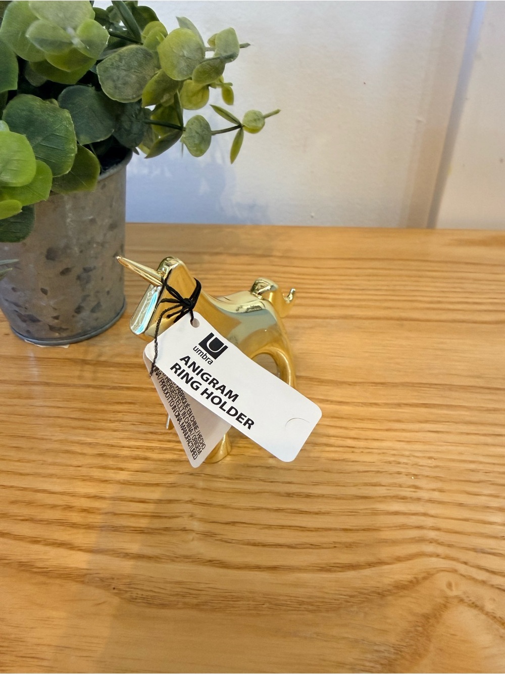 🌿4/$25‎ • Umbra Unicorn Anigram Ring Holder